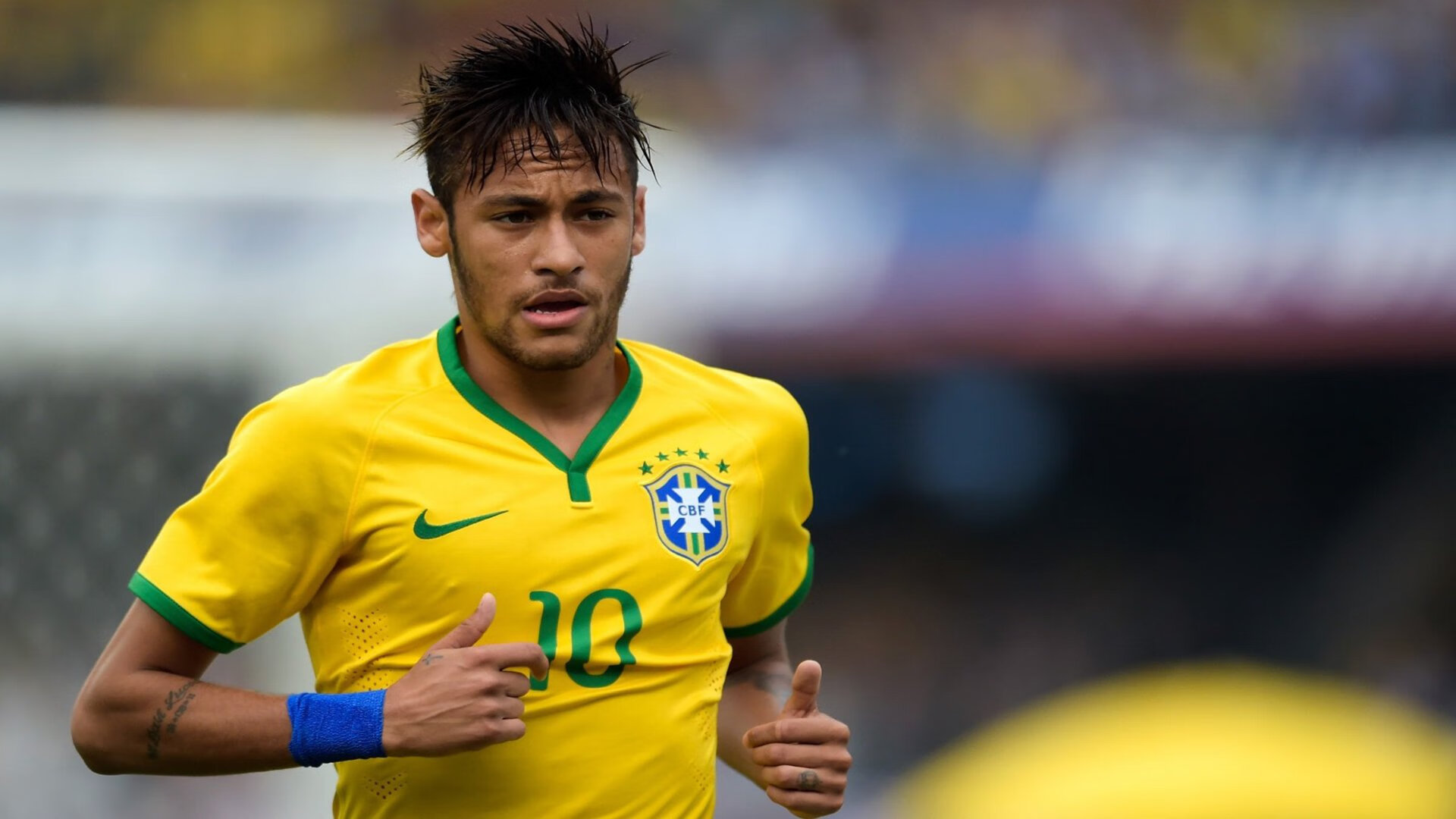 爱游戏体育账号注册-足球球员动态表现追踪系统精准升级，足球球星专属动作